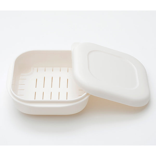 【まとめ買い】食品保存容器 冷凍容器 ごはん冷凍 マーナ(marna) K745 極(きわみ) 冷凍ご飯容器 ホワイト 2565/201784