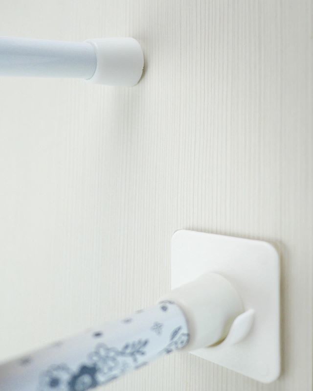 【まとめ買い】突っ張り棒ガード つっぱり棒壁面ガード 30φ ホワイト 9001/330021