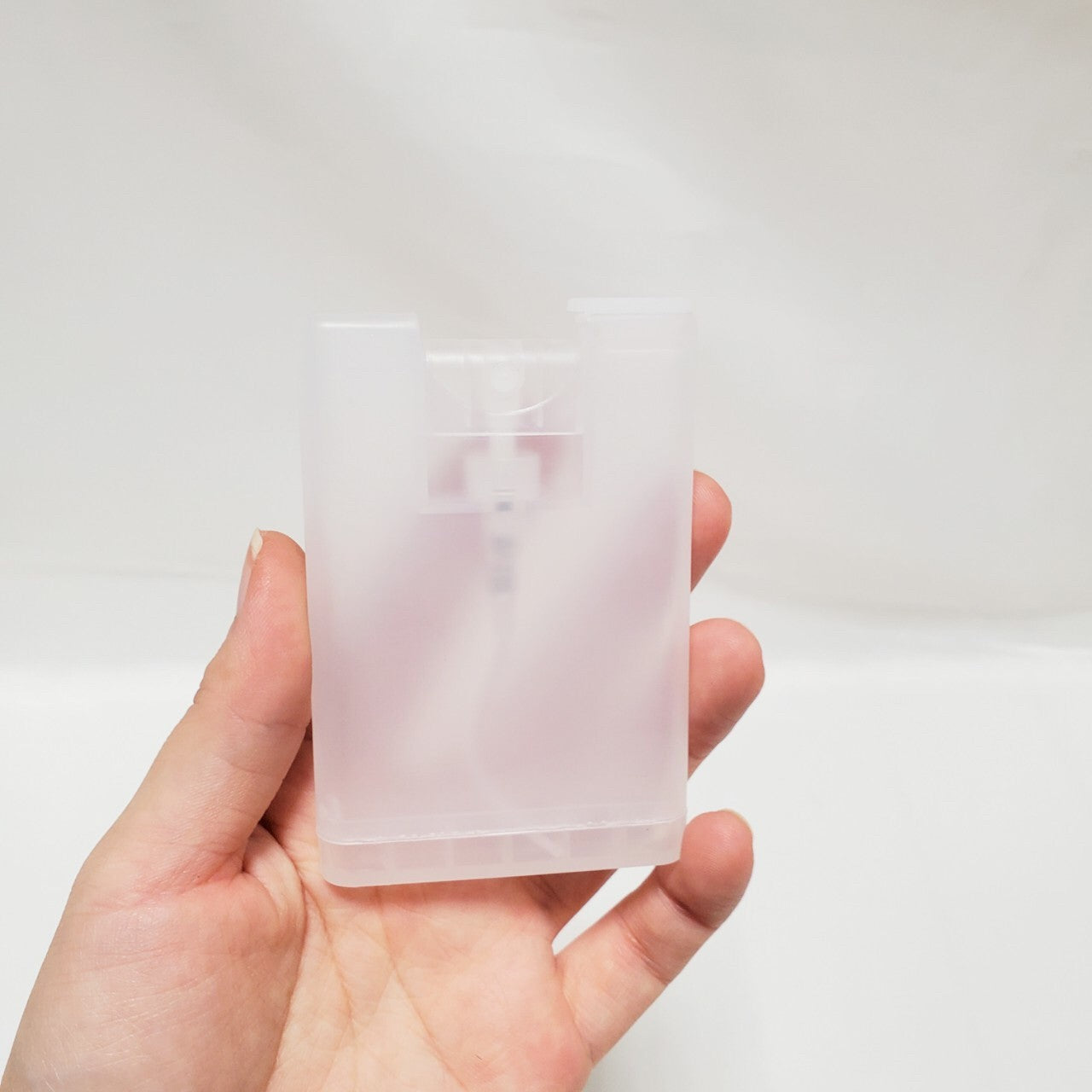 【まとめ買い】トラベルボトル 詰替容器 カード型スプレーボトル クリア 20ml 0847/333078